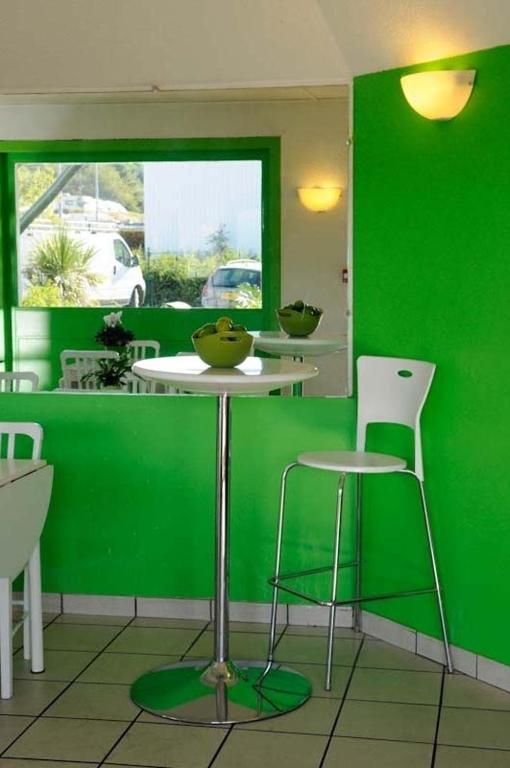 Lemon Hotel Avignon Rochefort מראה חיצוני תמונה