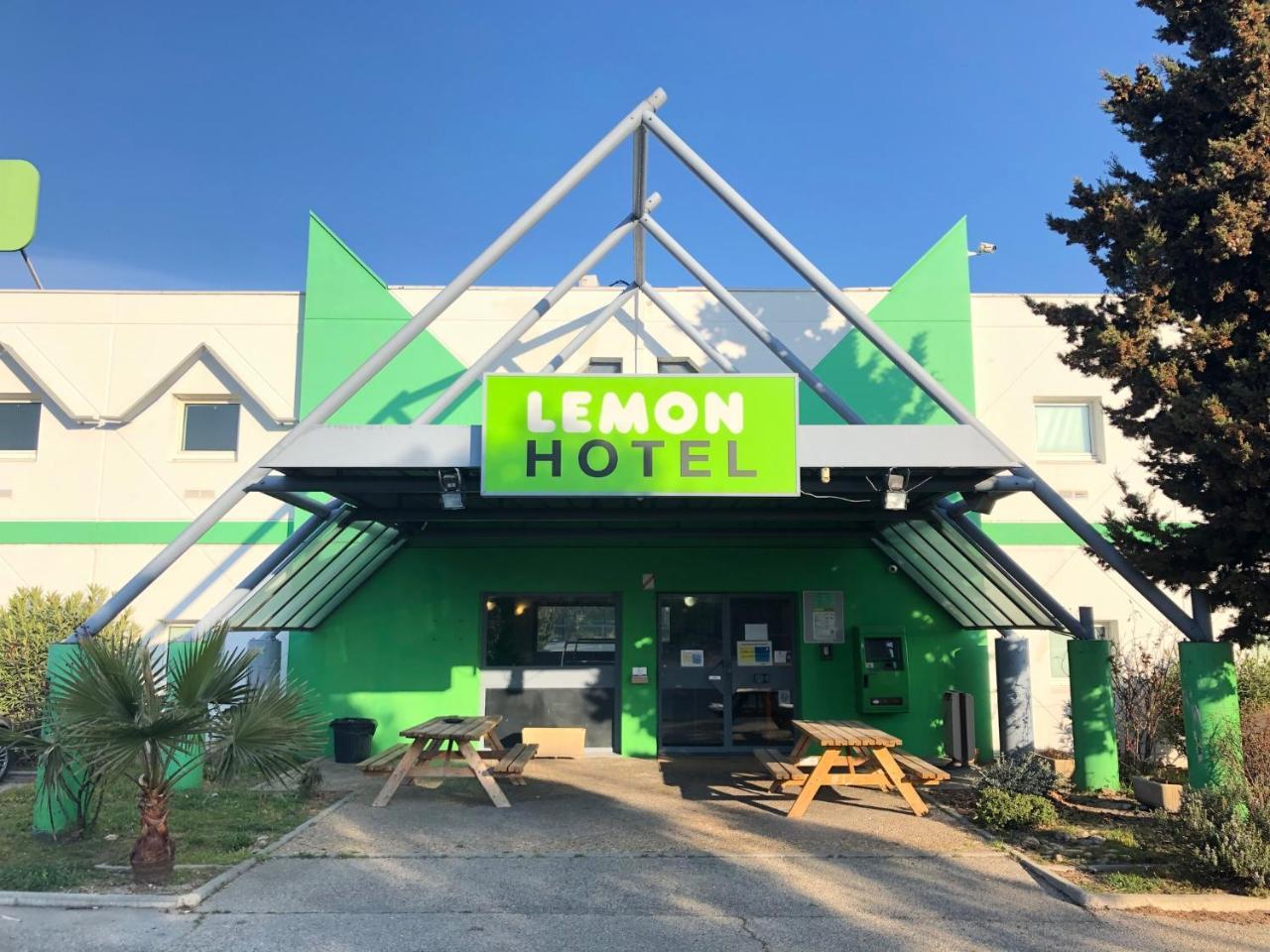 Lemon Hotel Avignon Rochefort מראה חיצוני תמונה